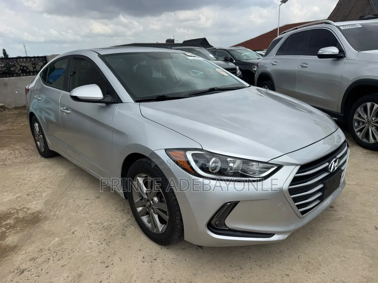 Hyundai Elantra Value Edition 2018 Silver