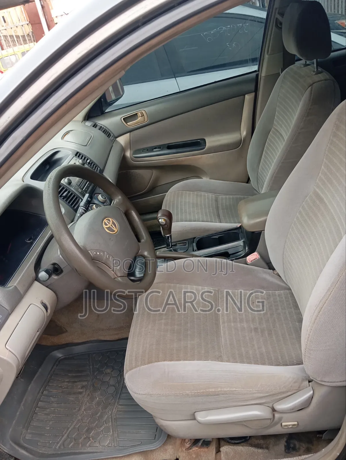 Toyota Camry 2006 Gray