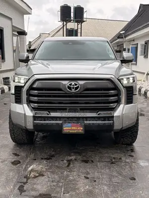 Toyota Tundra Limited 2022 Silver