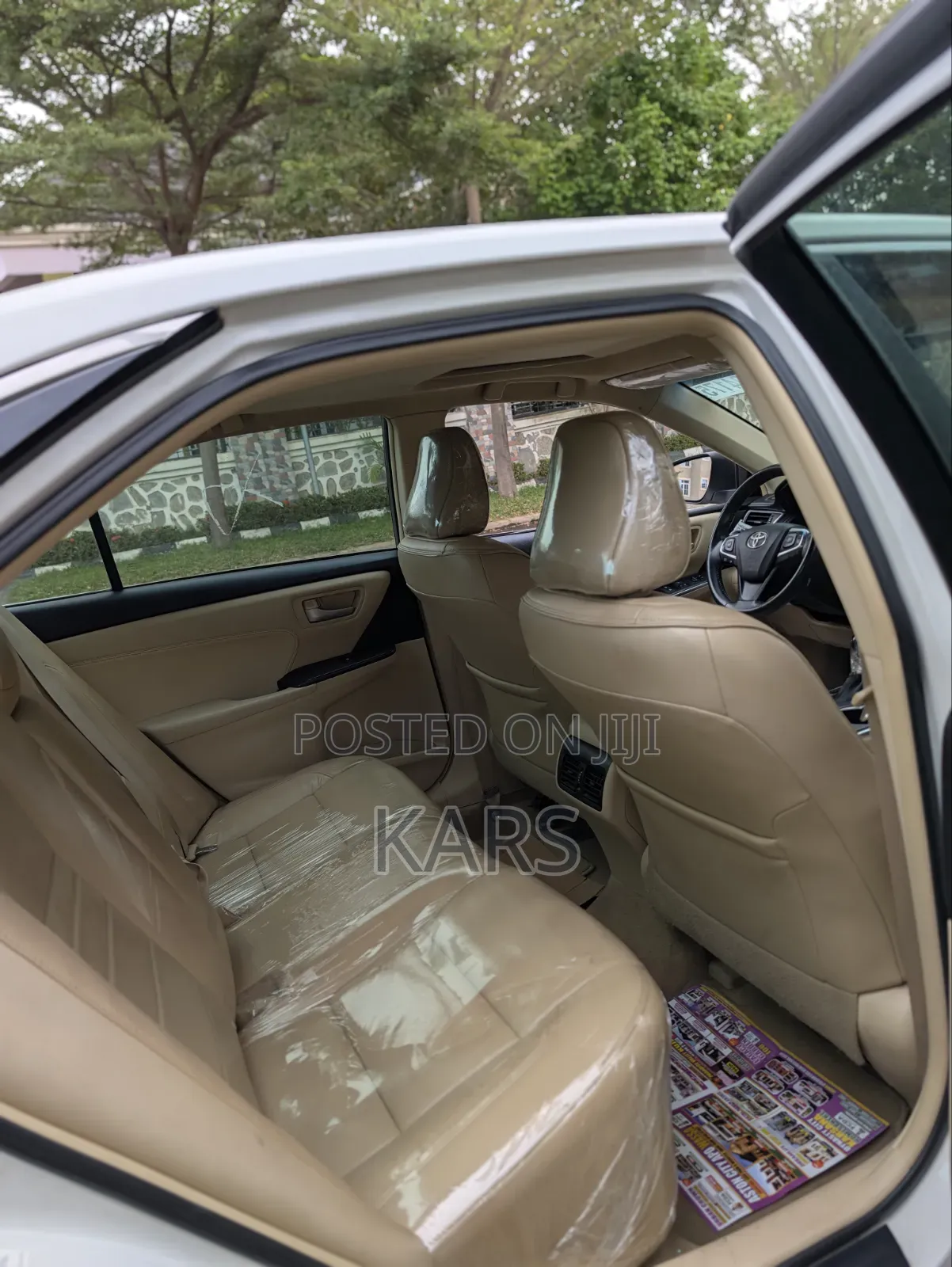 Toyota Camry XLE V6 4dr Sedan (3.6L 6cyl 6A) 2016 White