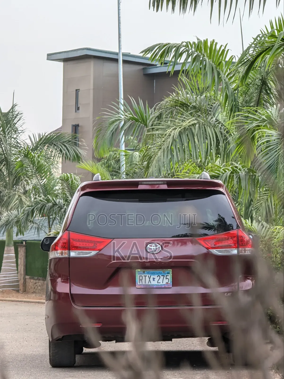 Toyota Sienna 2013 Red