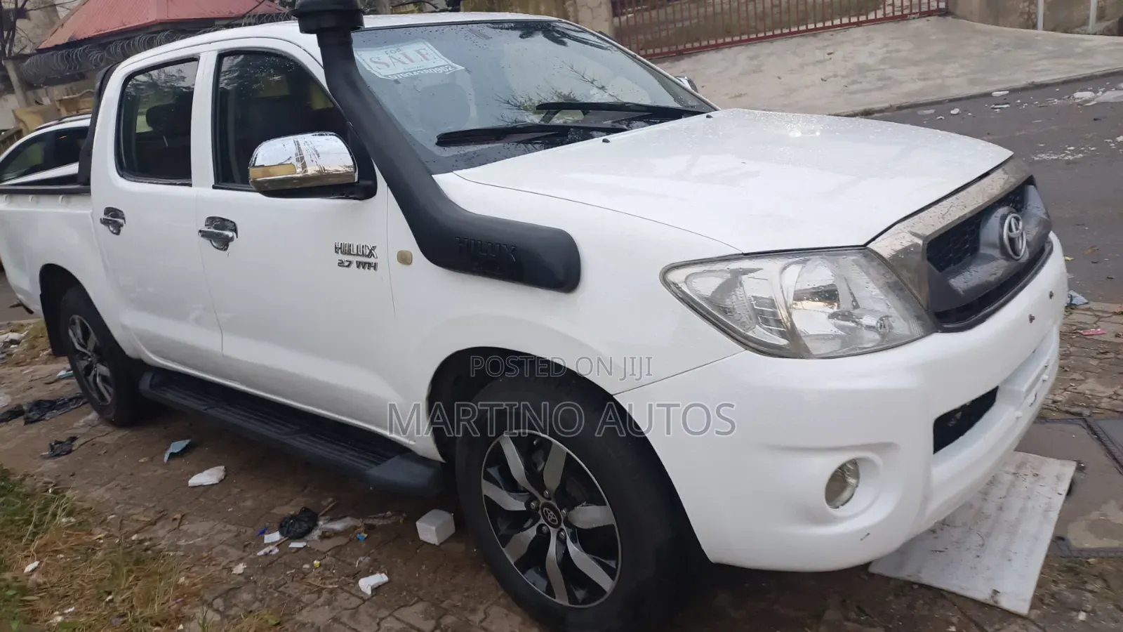 Toyota Hilux 2008 White
