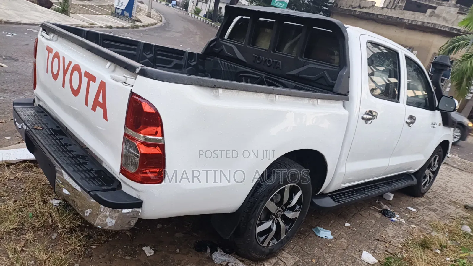 Toyota Hilux 2008 White