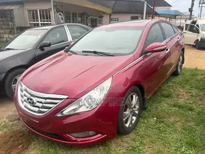 Hyundai Sonata 2013 Red