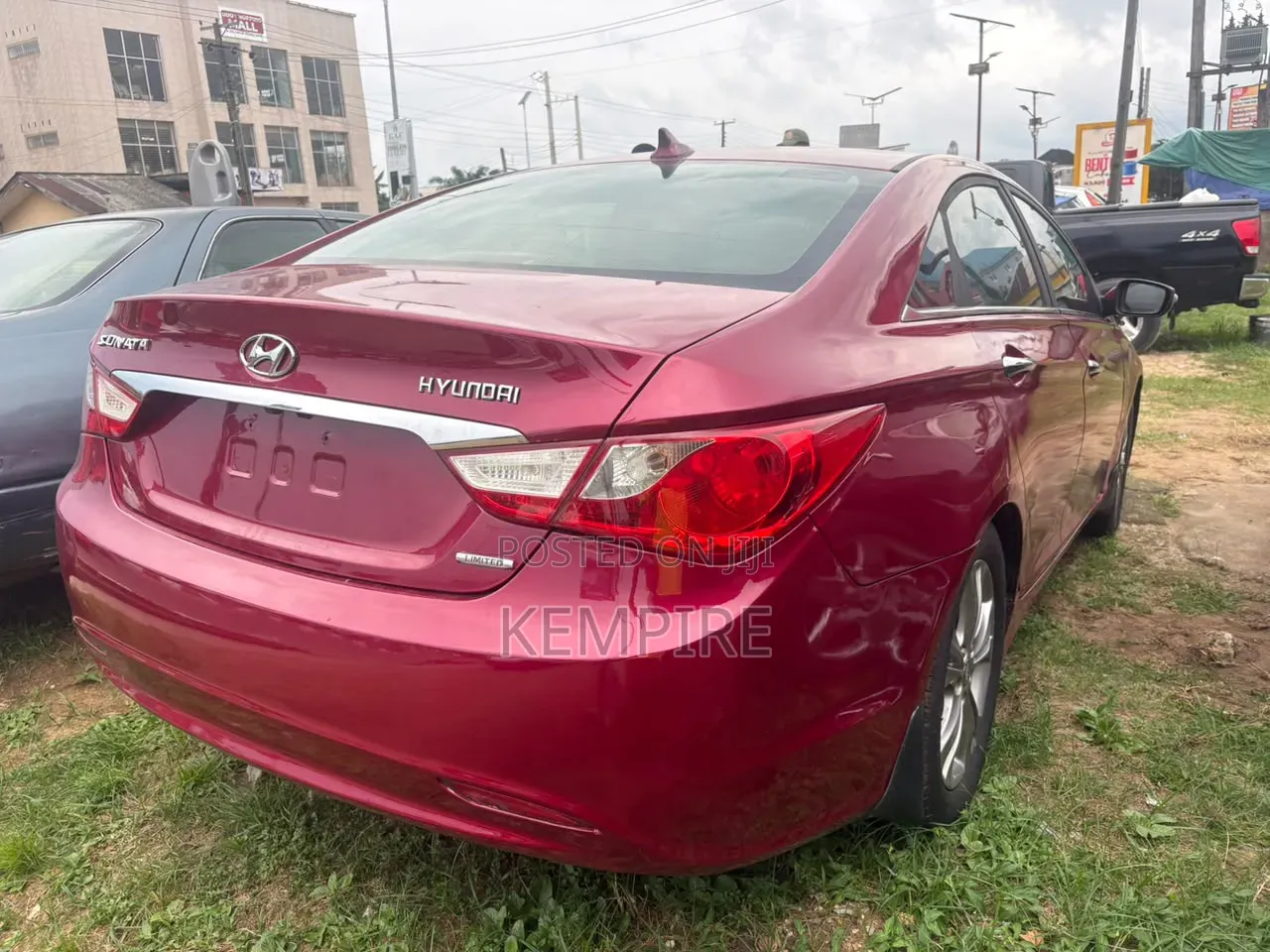 Hyundai Sonata 2013 Red