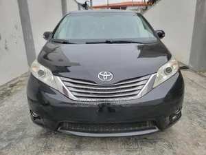 Toyota Sienna Limited 7-Passenger 4dr Minivan (3.5L 6cyl 6A) 2014 Black