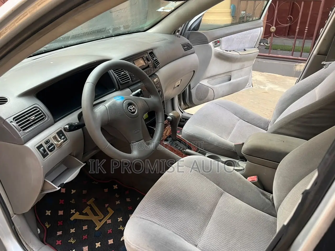 Toyota Corolla 2005 Silver