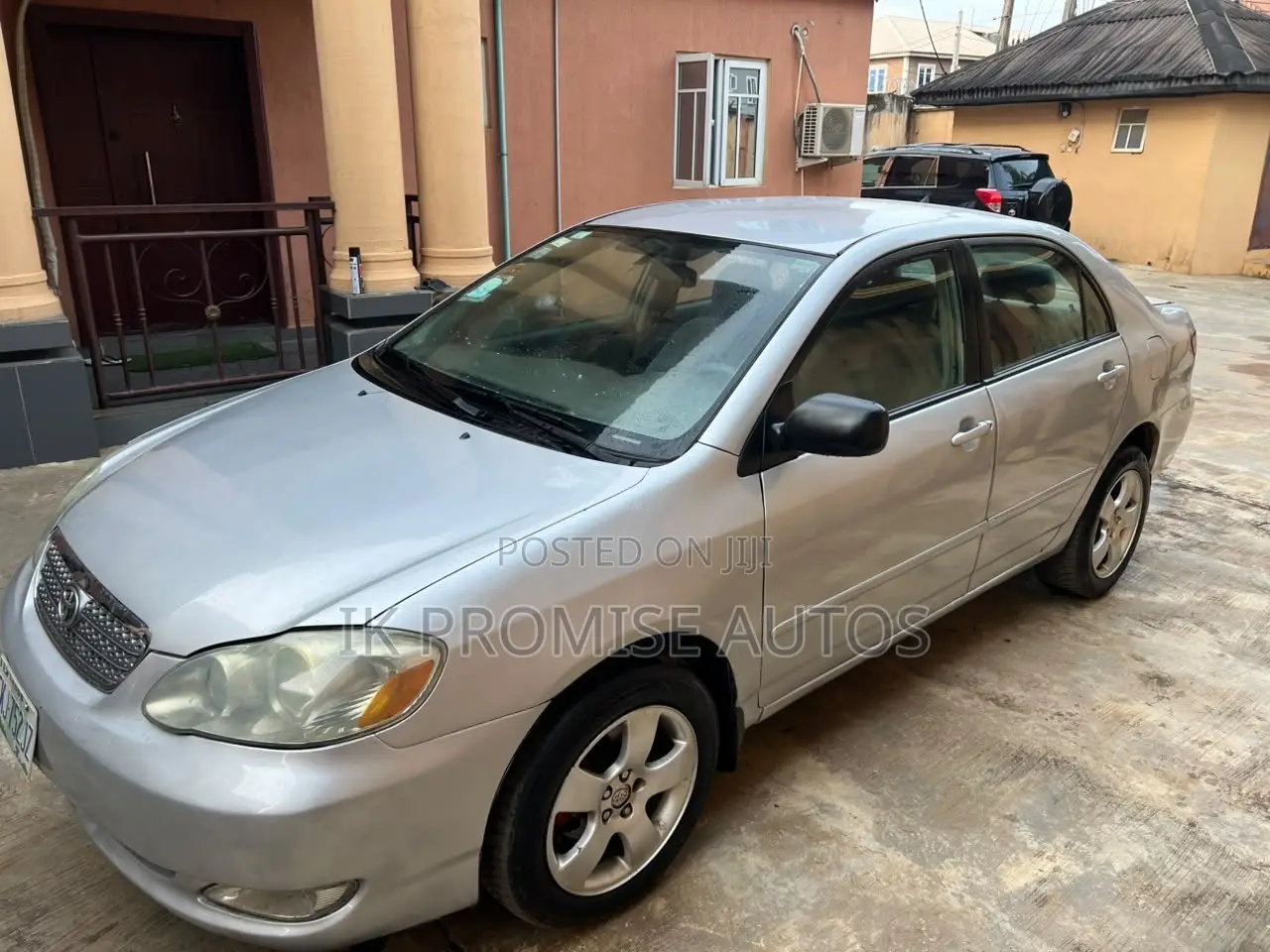 Toyota Corolla 2005 Silver