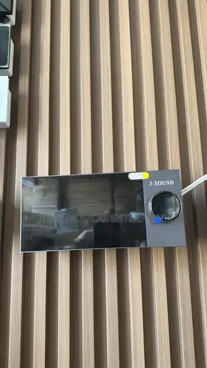 J SOUND 7inches Smart Wall Amplifier With Alexa and Tuya 2zone