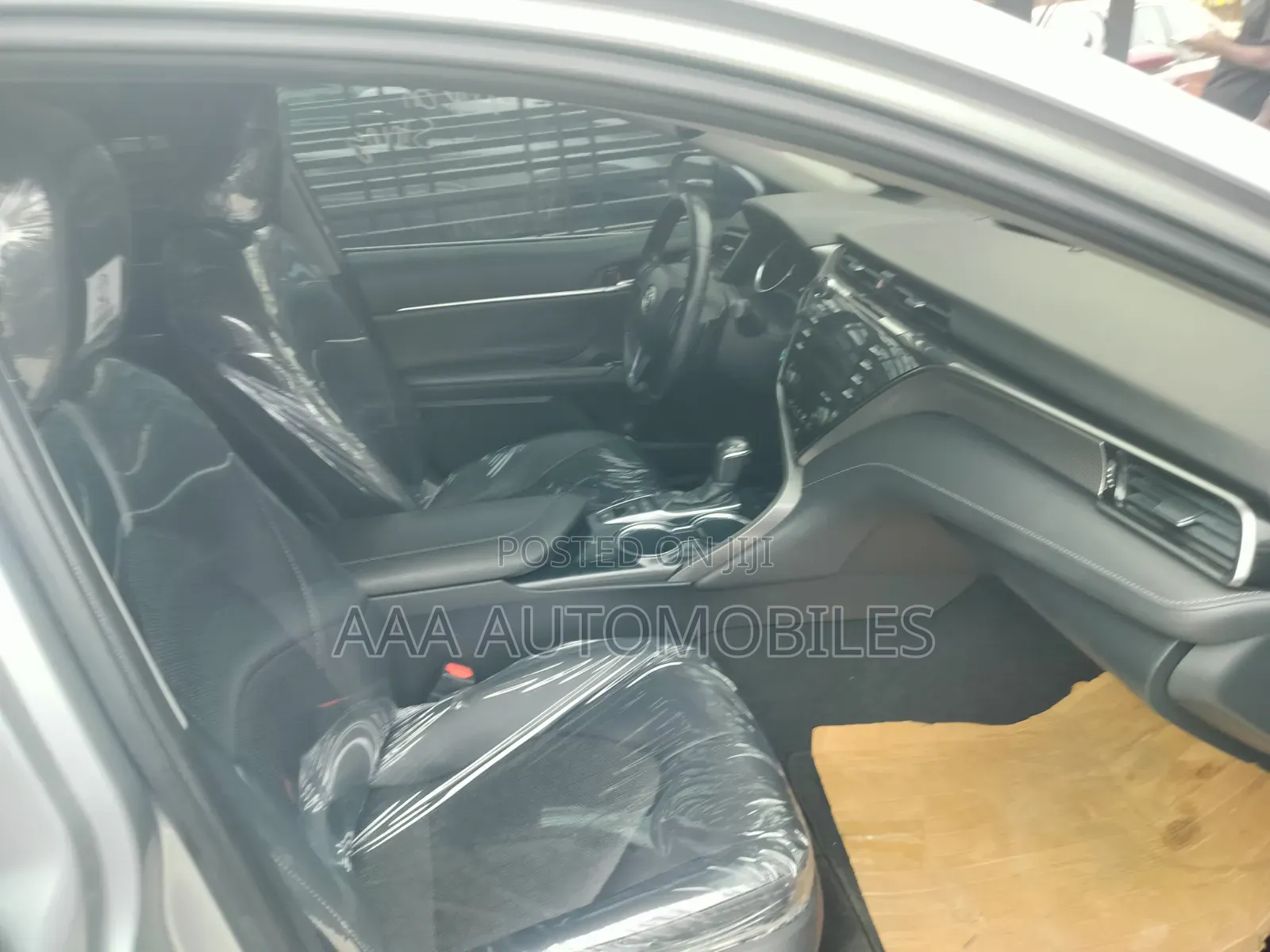 Toyota Camry XSE FWD 2020 Silver