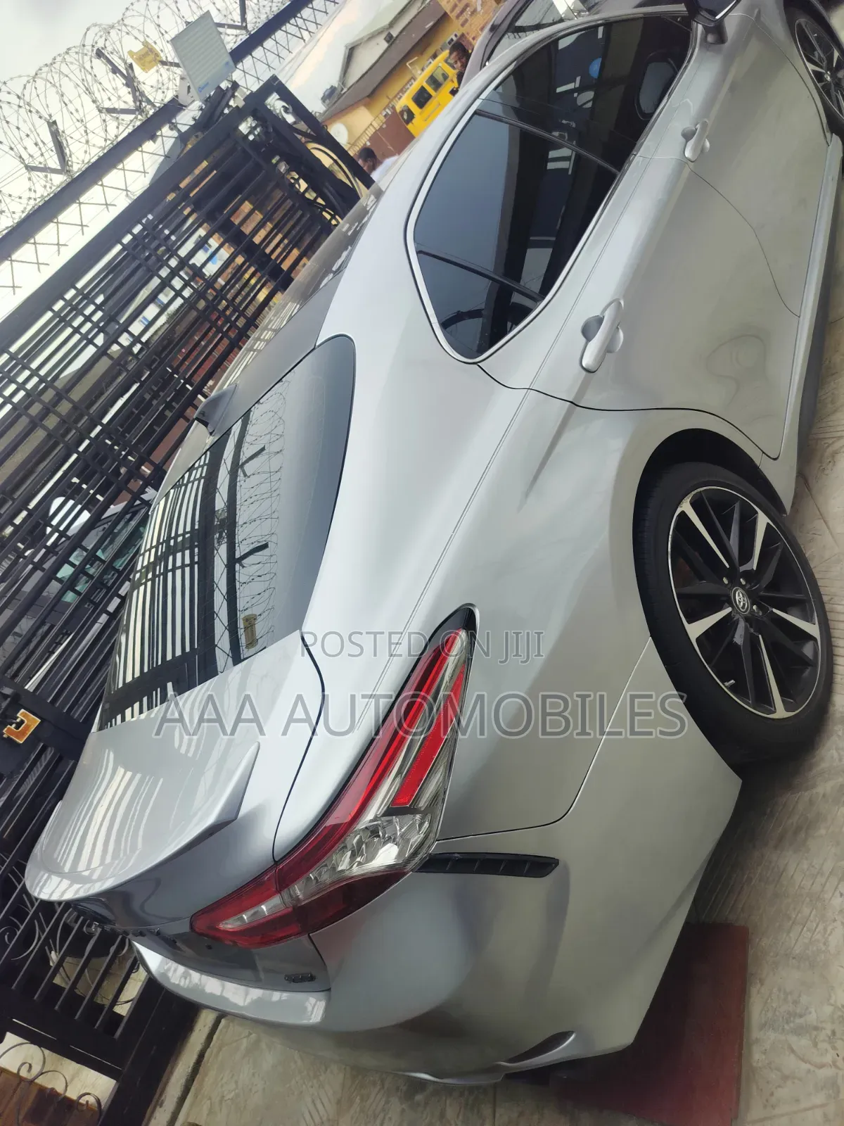 Toyota Camry XSE FWD 2020 Silver