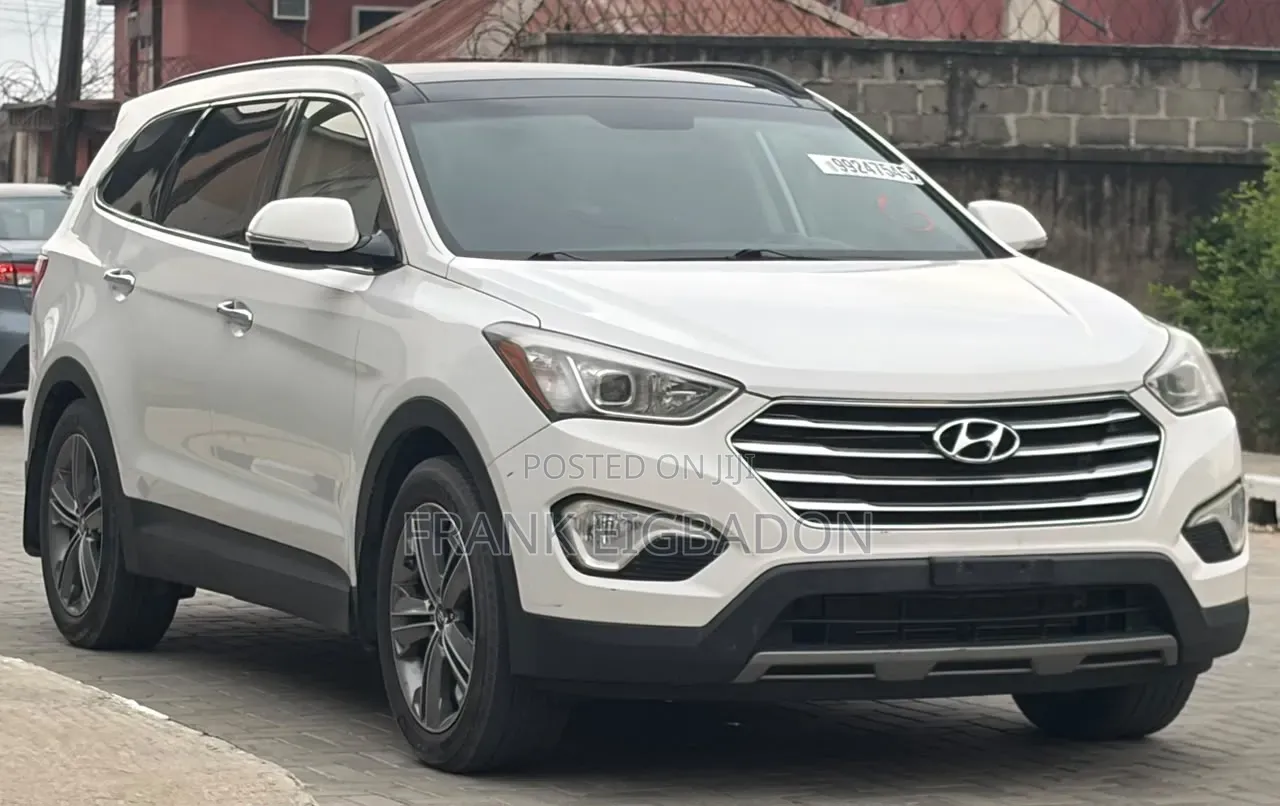 Hyundai Santa Fe Limited w/Saddle Interior 4dr SUV AWD (3.3L 6cyl 6A)