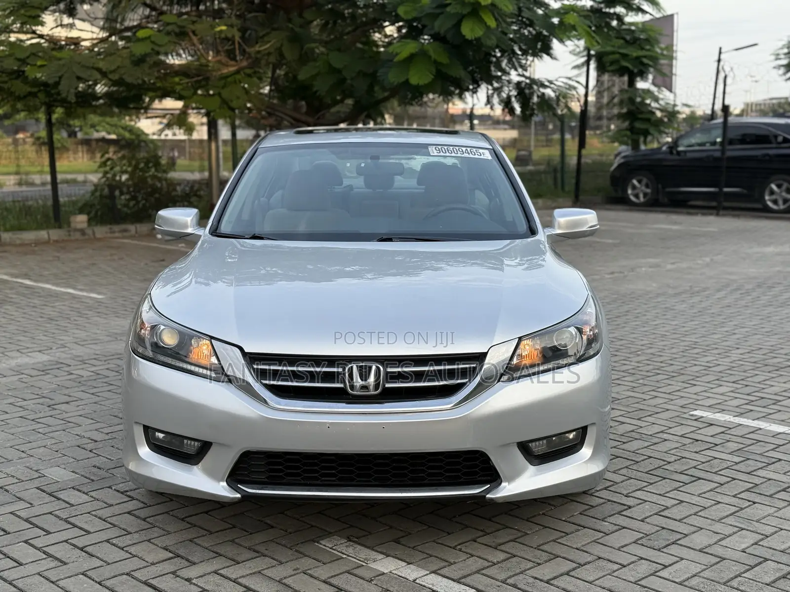 Honda Accord EX-L w/Navigation 4dr Sedan (2.4L 4cyl CVT) 2015 Silver