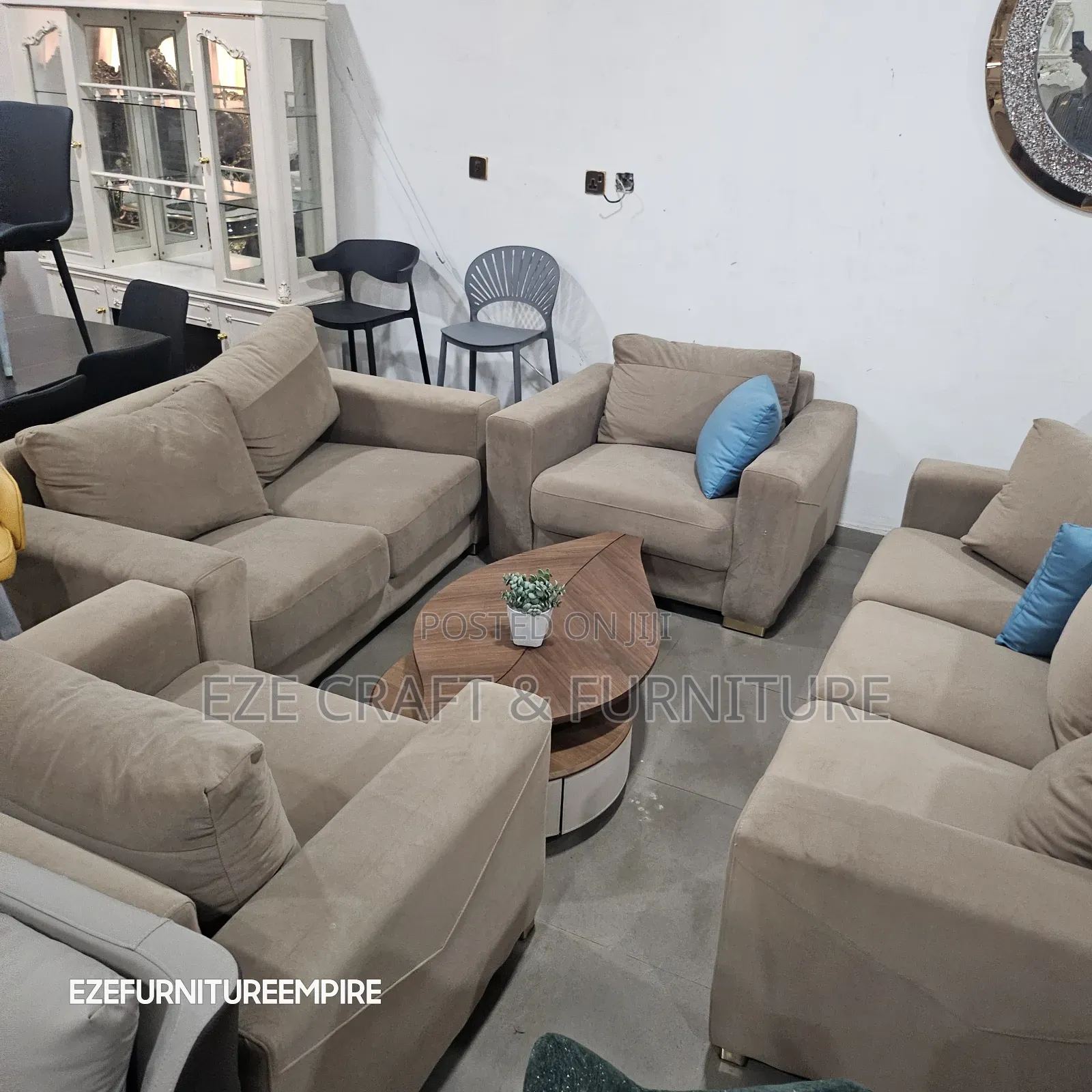 7seaters Italian Sofa Set