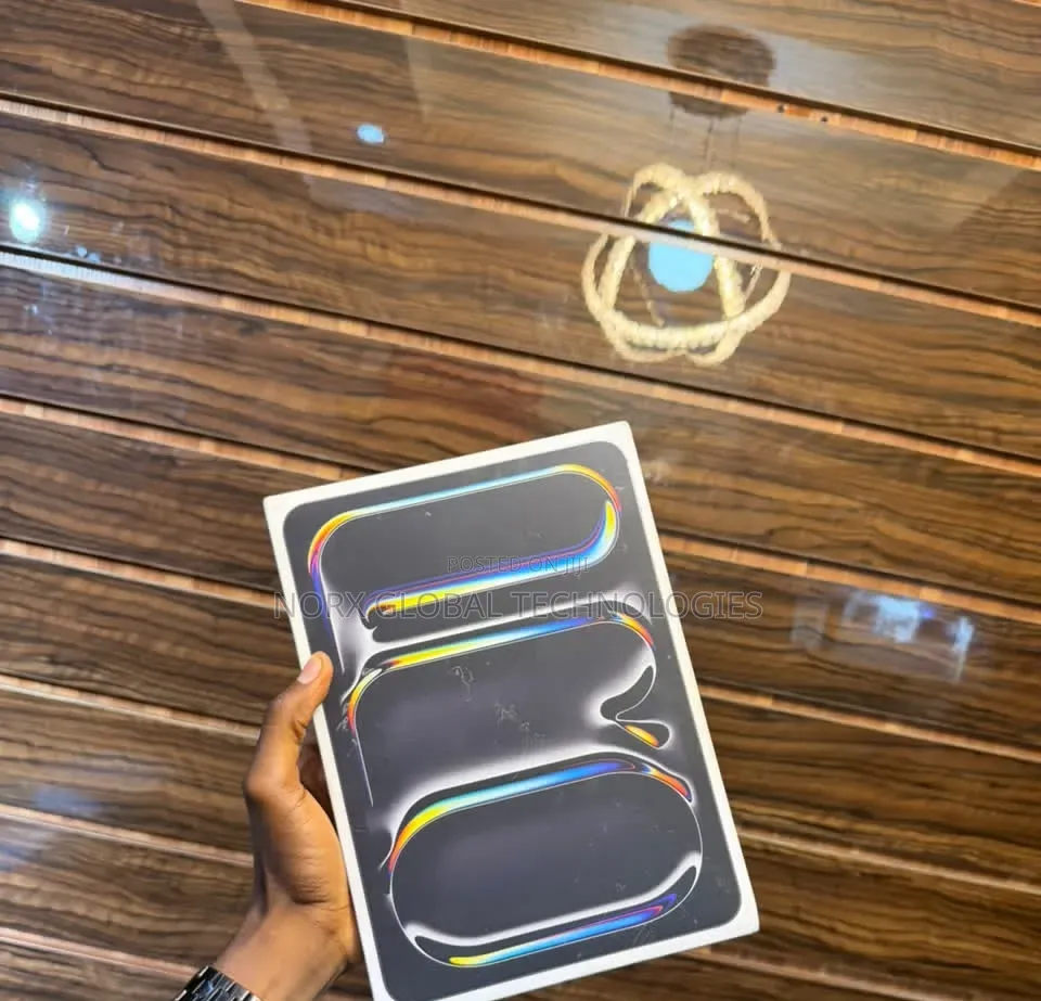 New Apple iPad Pro 11 (2025) 256 GB