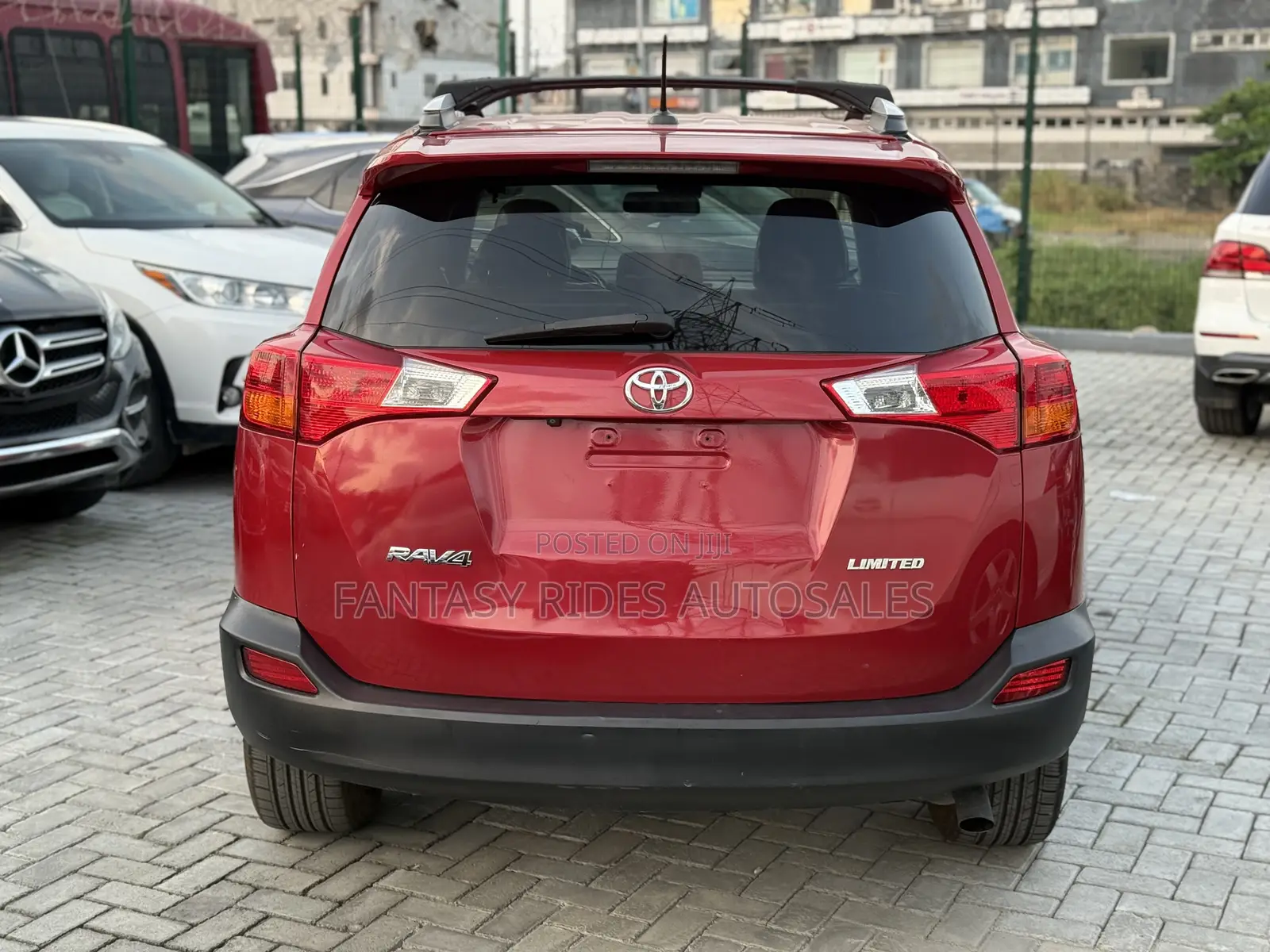 Toyota RAV4 Limited 4dr SUV AWD (2.5L 4cyl 6A) 2015 Red