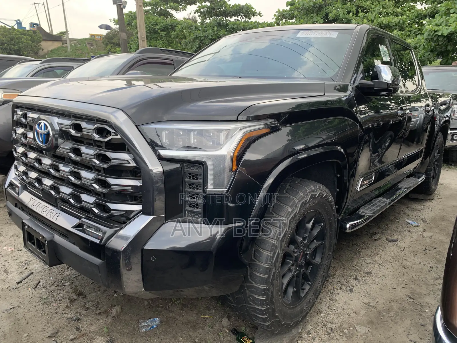 Toyota Tundra 2022 Black