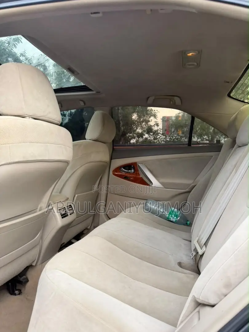 Toyota Camry 2.4 XLE 2008 Gray