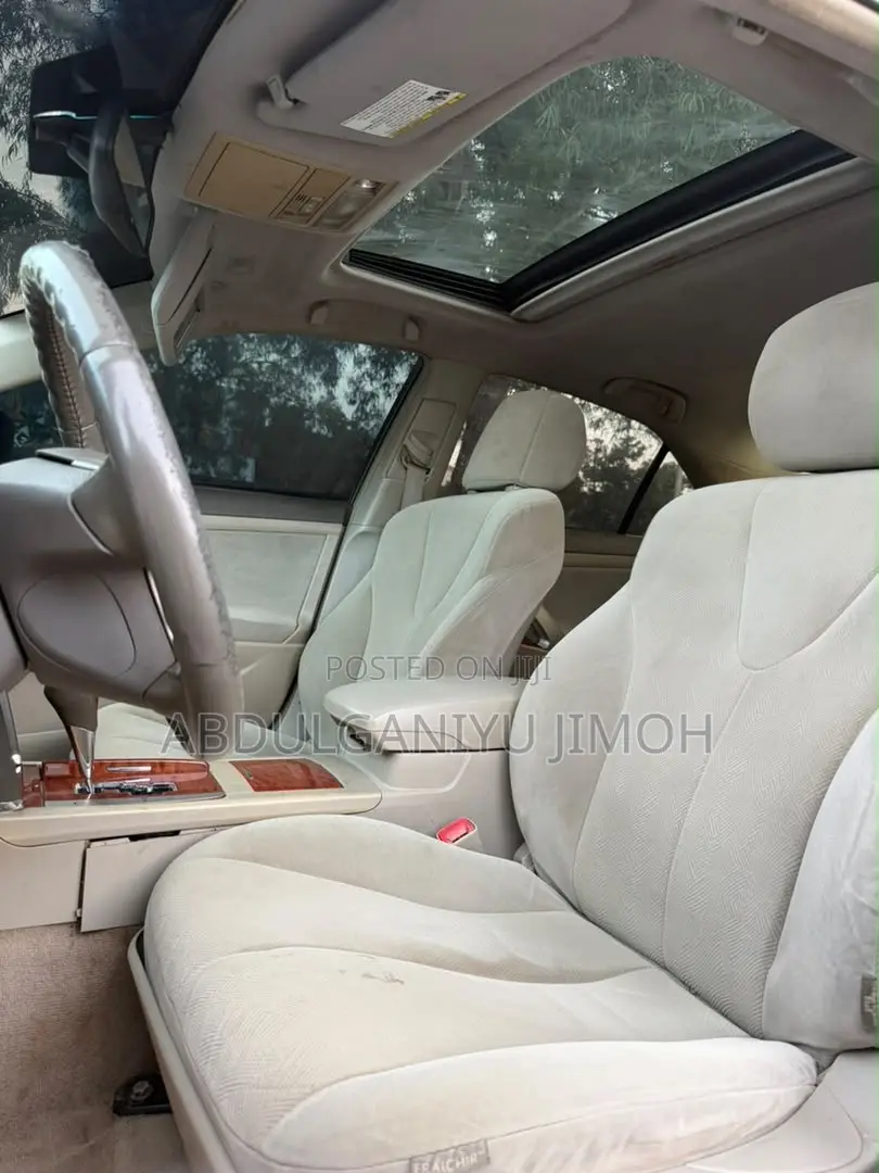 Toyota Camry 2.4 XLE 2008 Gray