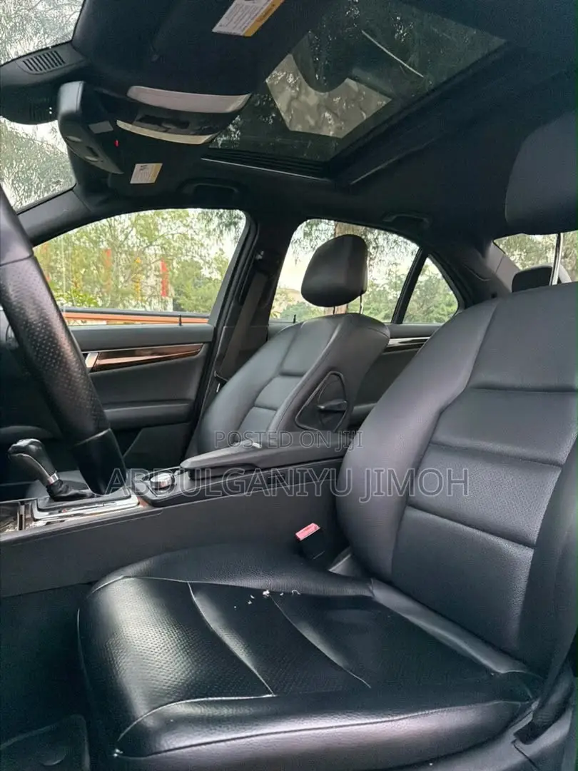 Mercedes-Benz C300 2013