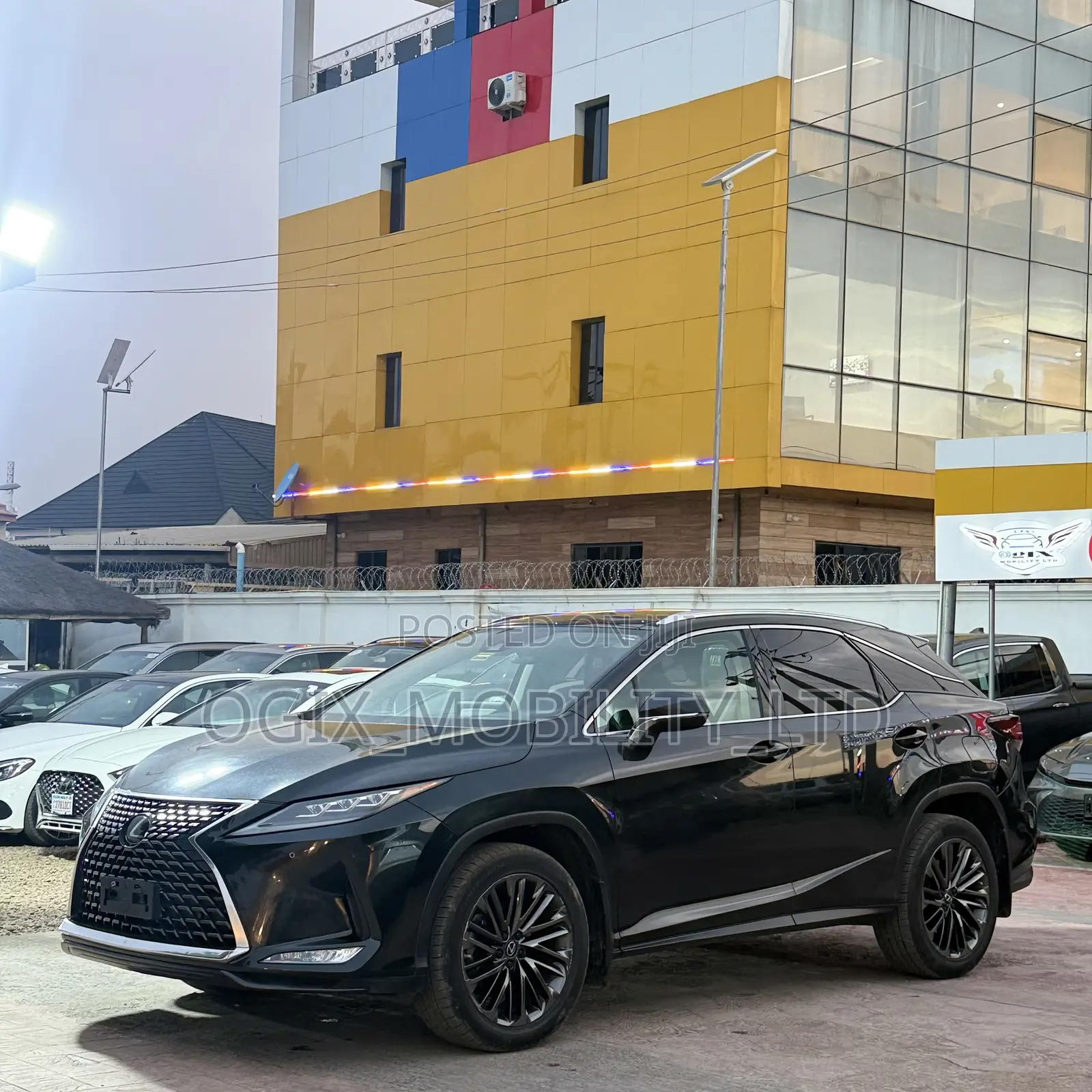 Lexus RX 2022 Black