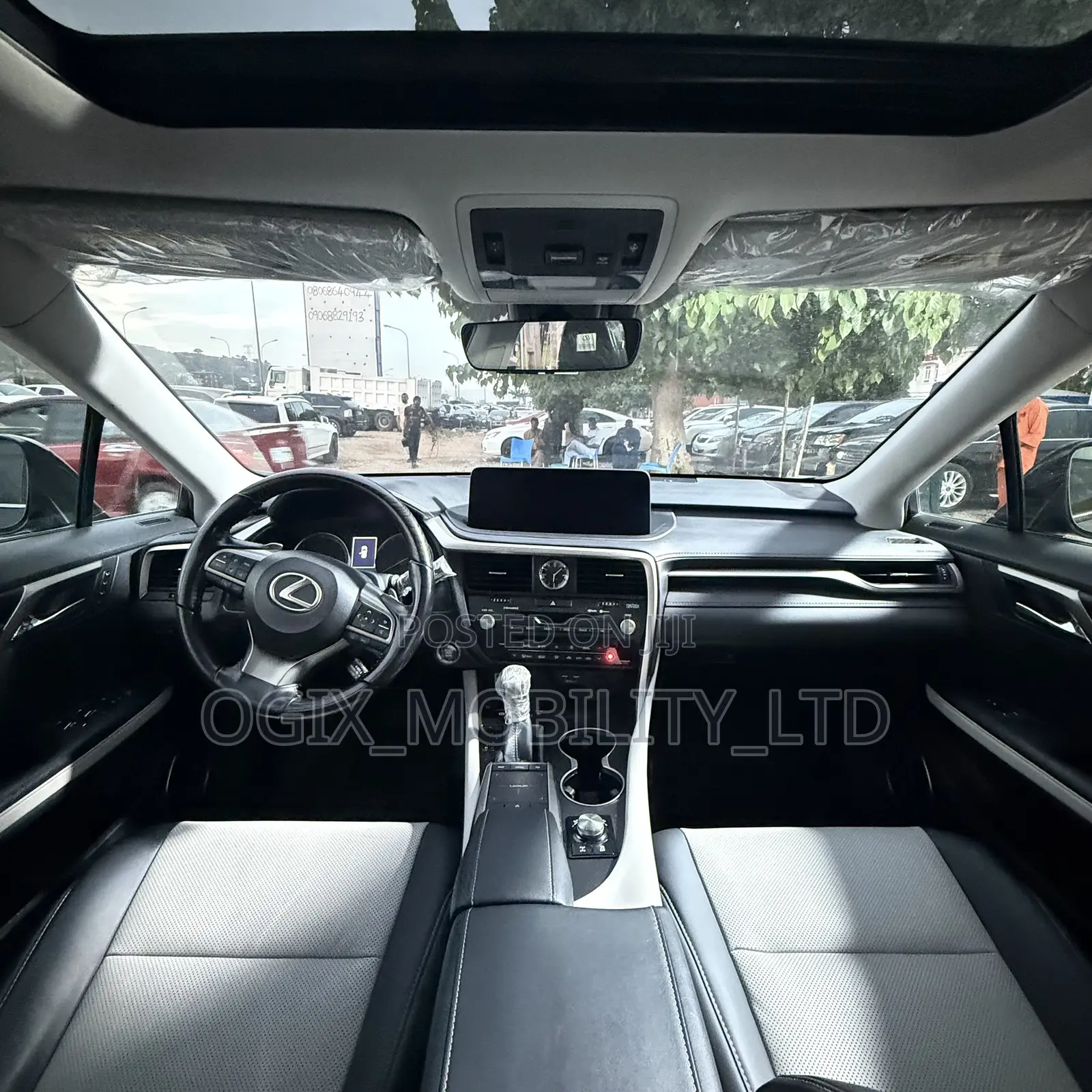 Lexus RX 2022 Black