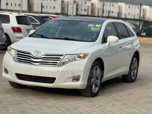 Toyota Venza XLE 2012 White