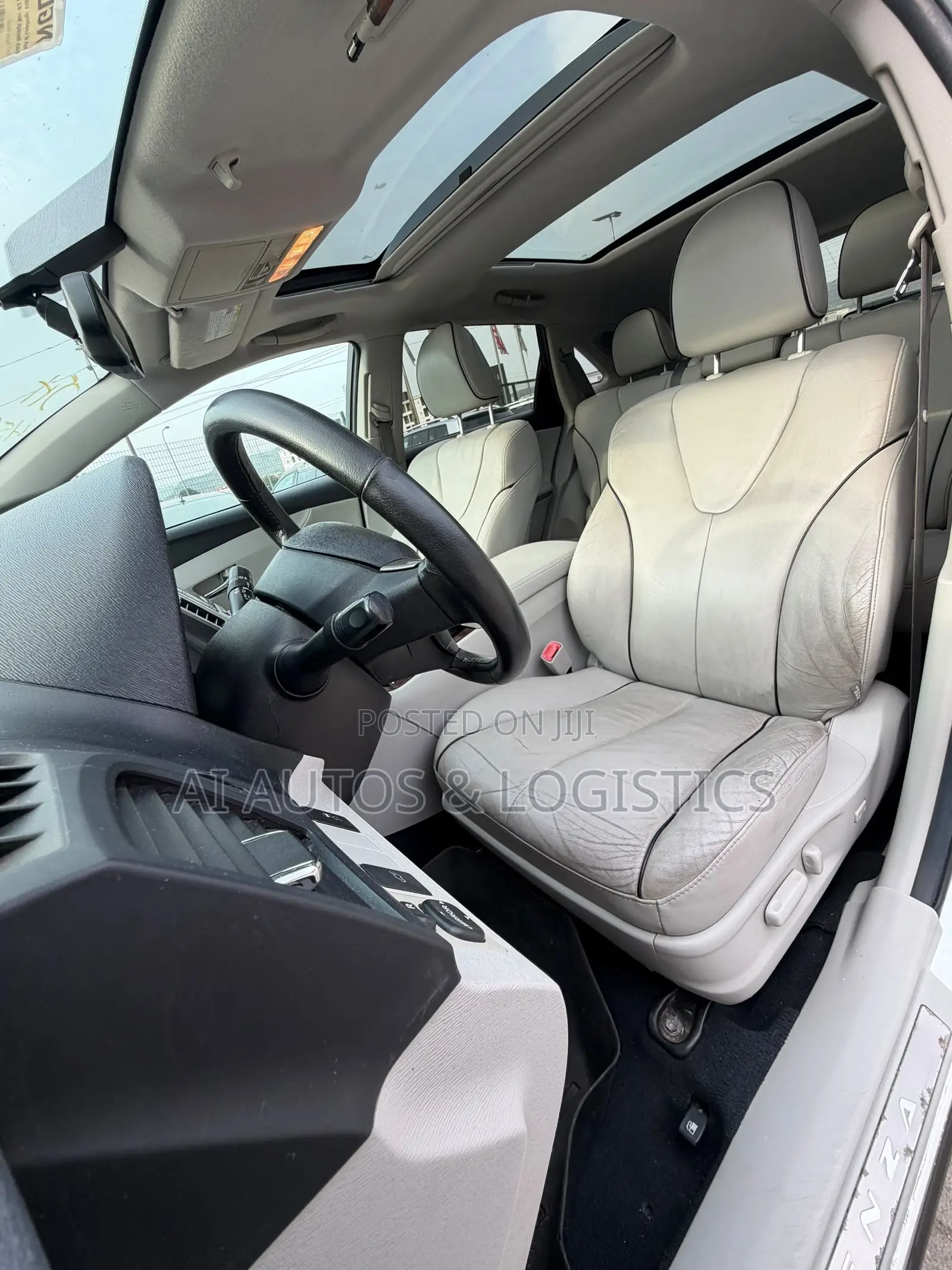 Toyota Venza XLE 2012 White