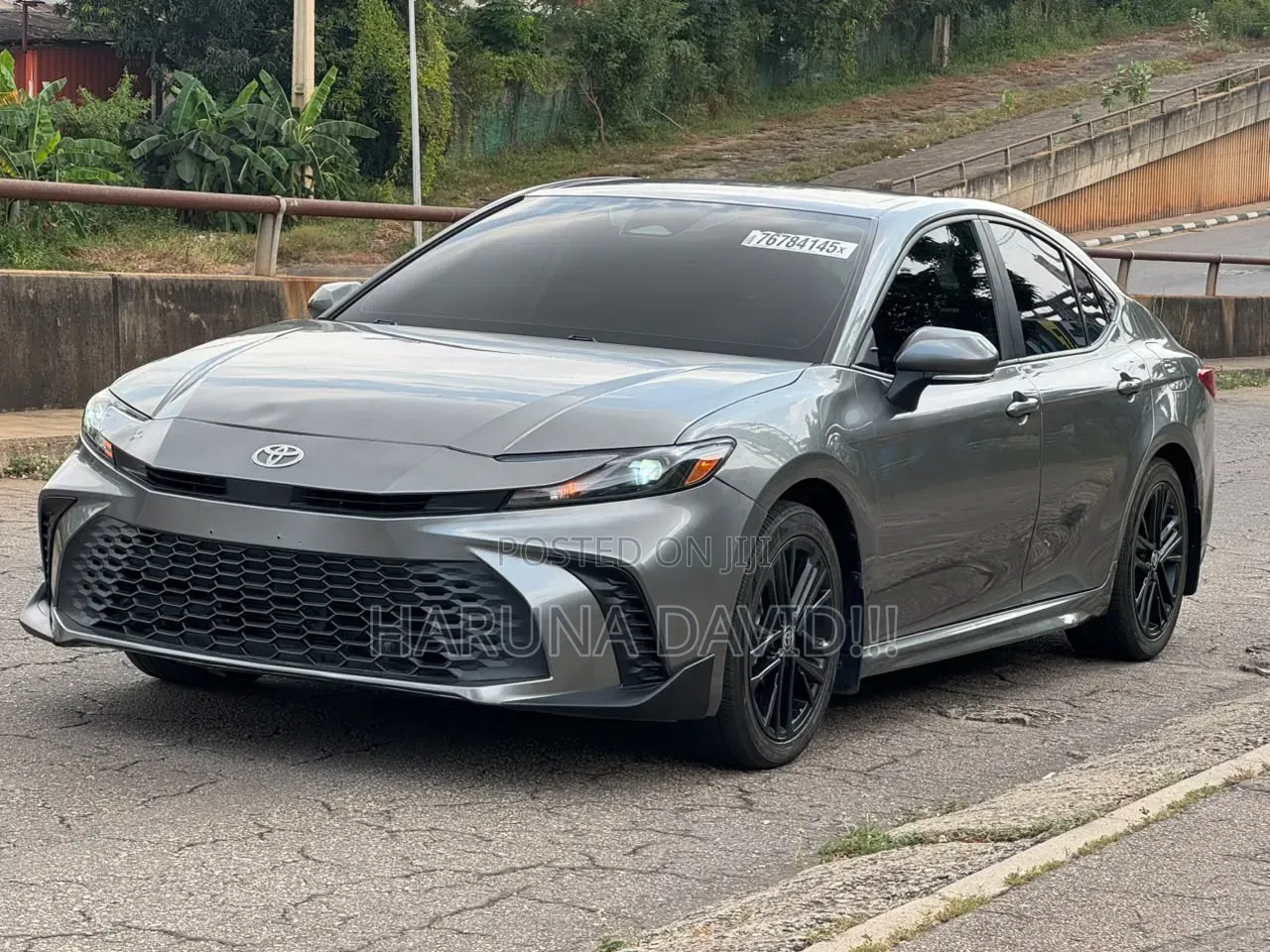 Toyota Camry SE 2025 Black