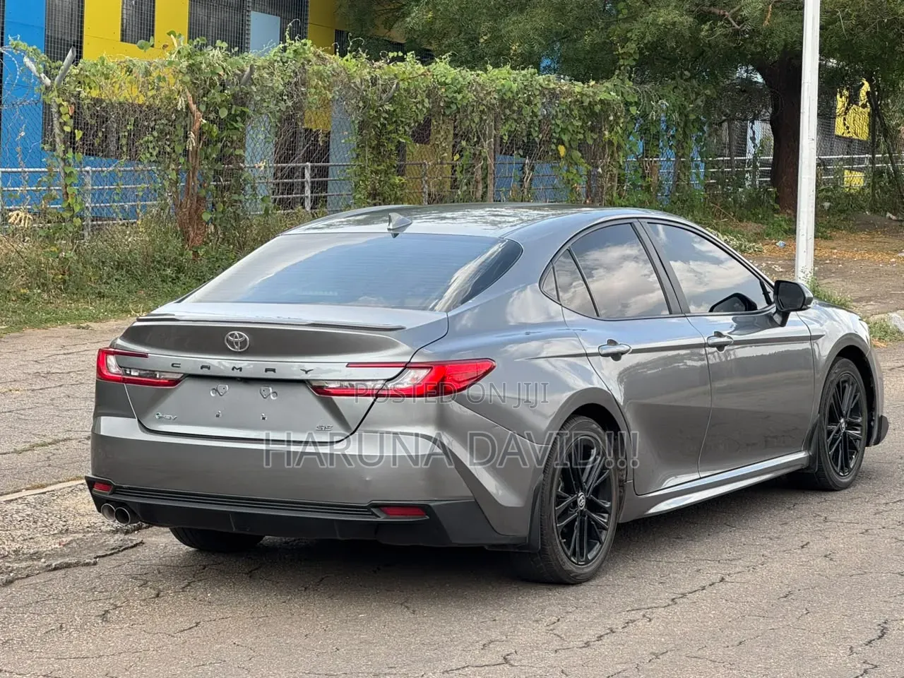 Toyota Camry SE 2025 Black