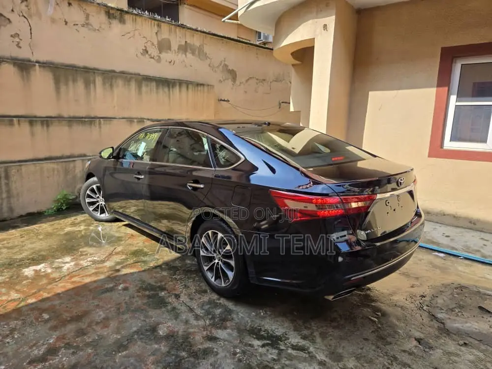 Toyota Avalon 2015 Black