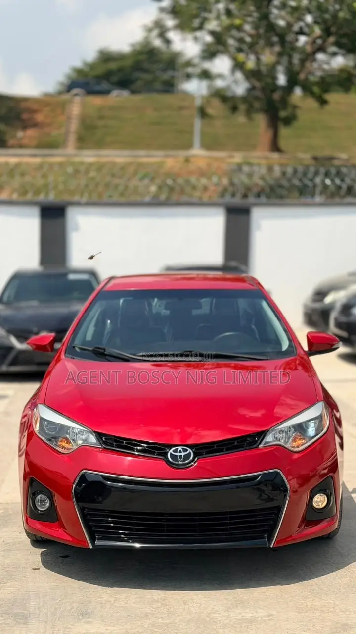 Toyota Corolla S Plus 4dr Sedan (1.8L 4cyl CVT) 2015 Red