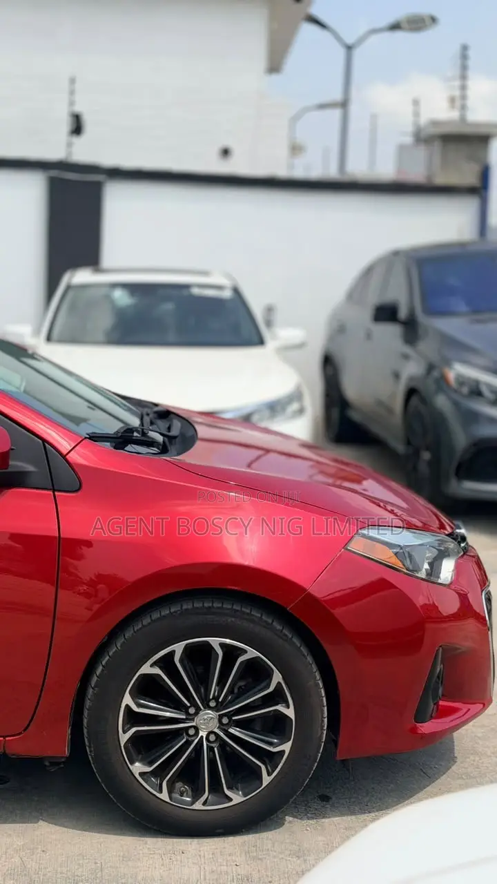 Toyota Corolla S Plus 4dr Sedan (1.8L 4cyl CVT) 2015 Red