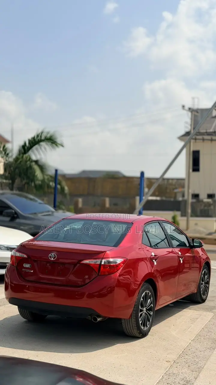 Toyota Corolla S Plus 4dr Sedan (1.8L 4cyl CVT) 2015 Red