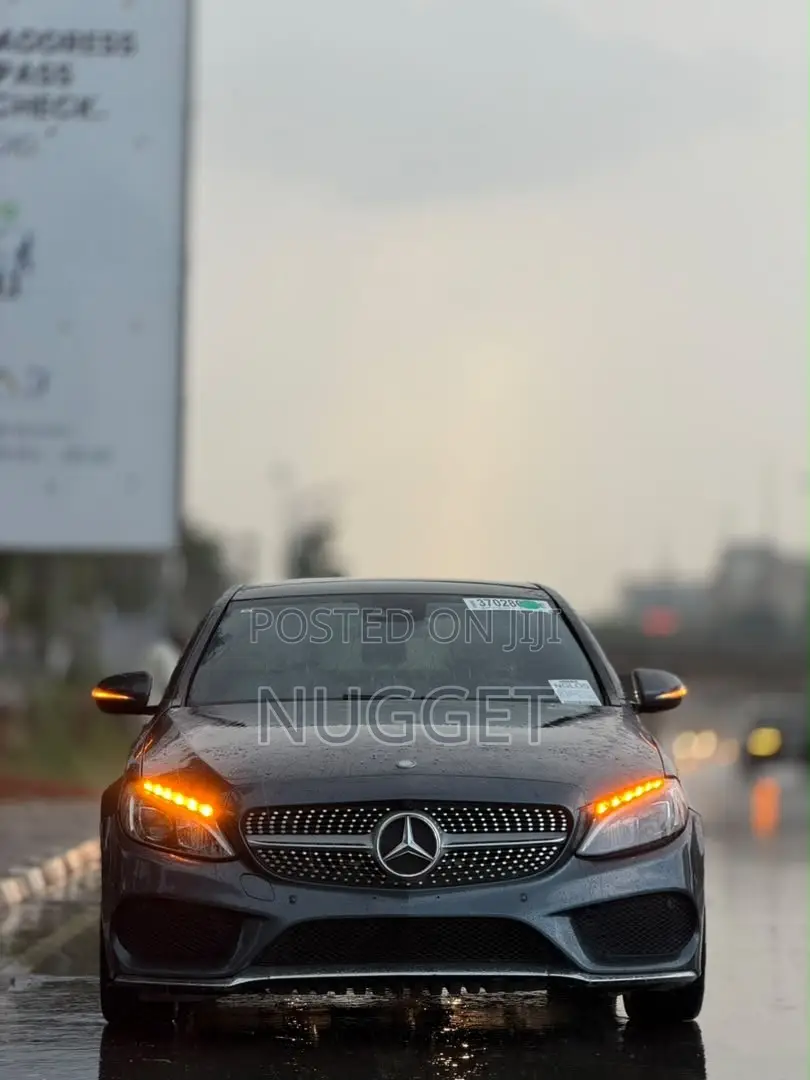 Mercedes-Benz C300 2016