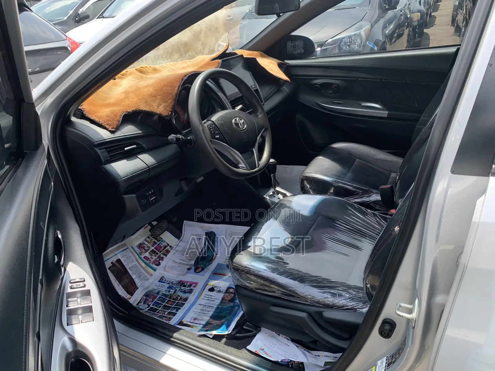 Toyota Yaris 2015 Silver