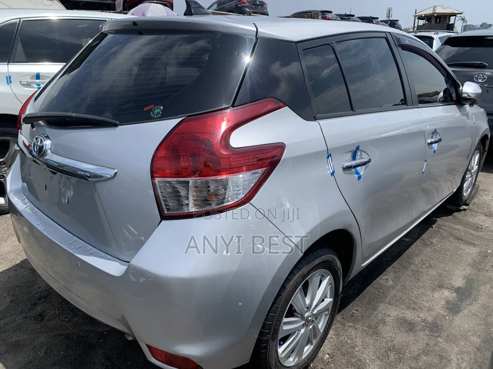 Toyota Yaris 2015 Silver