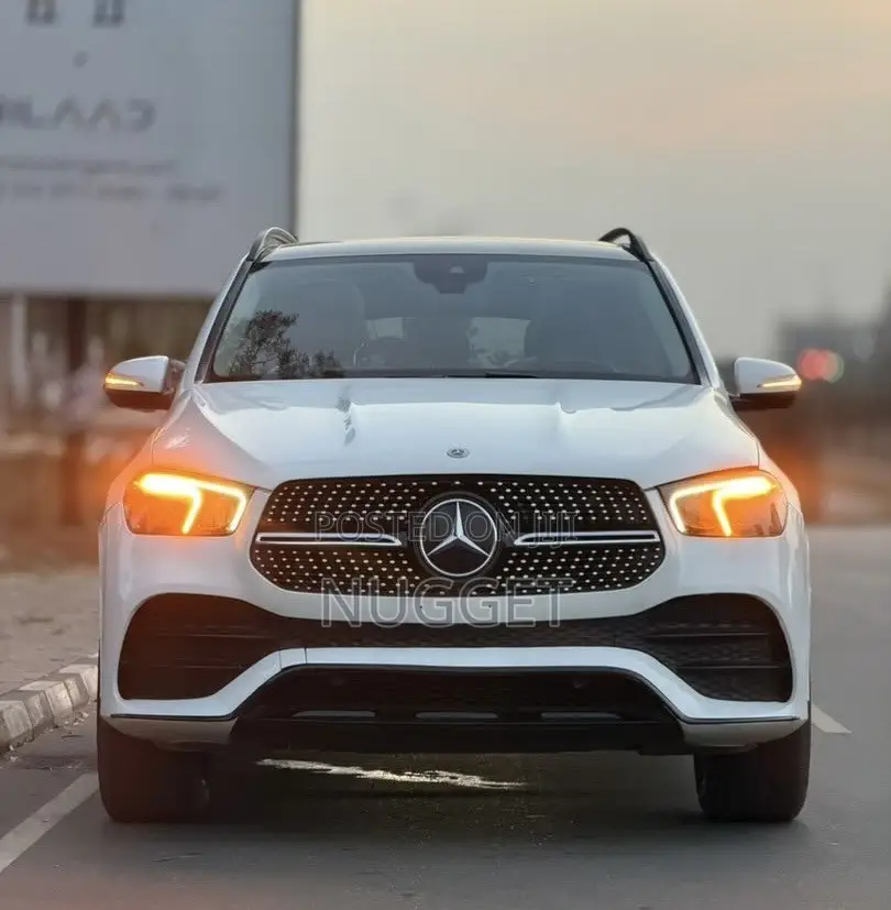 Mercedes-Benz GLE-Class 2021 White