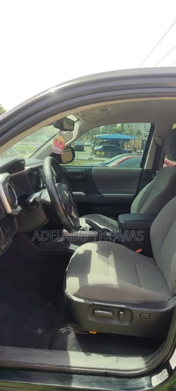 Toyota Tacoma 2020 Black