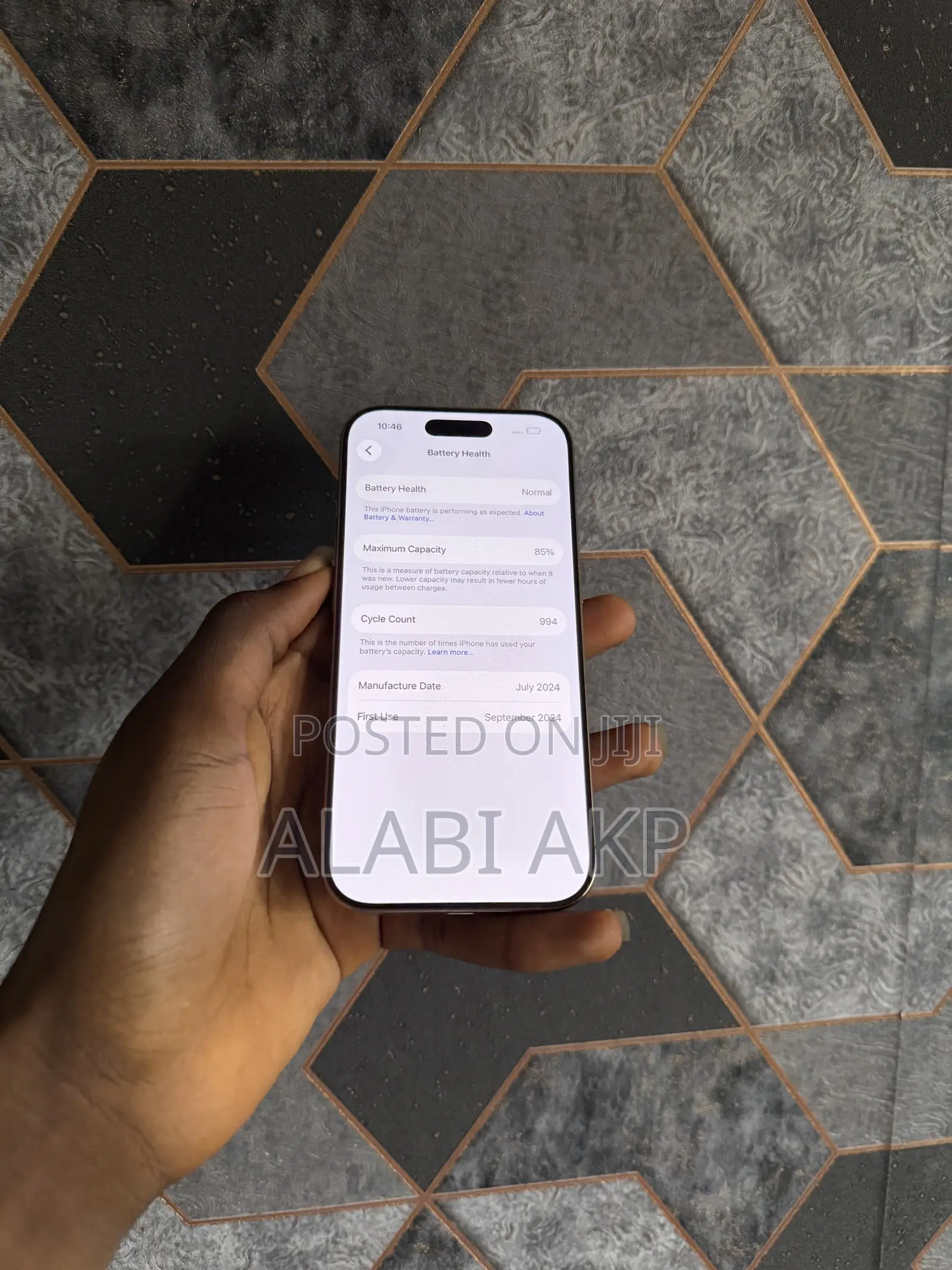 Apple iPhone 16 Pro 128 GB Gold