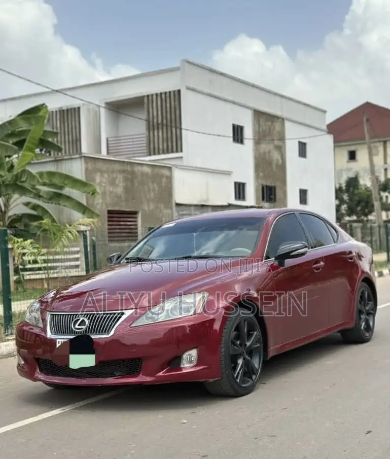 Lexus IS 2010 Red
