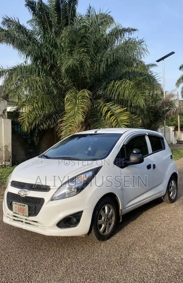 Chevrolet Spark 2014 White