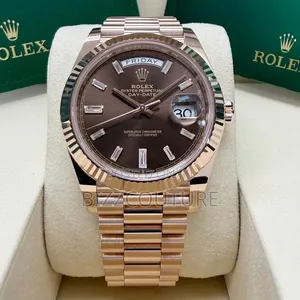 New Shows a Rolex Day-Date 40 in 18 Ct Everose Gold