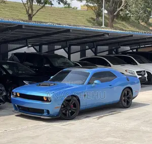 Dodge Challenger SRT 392 2016 Blue