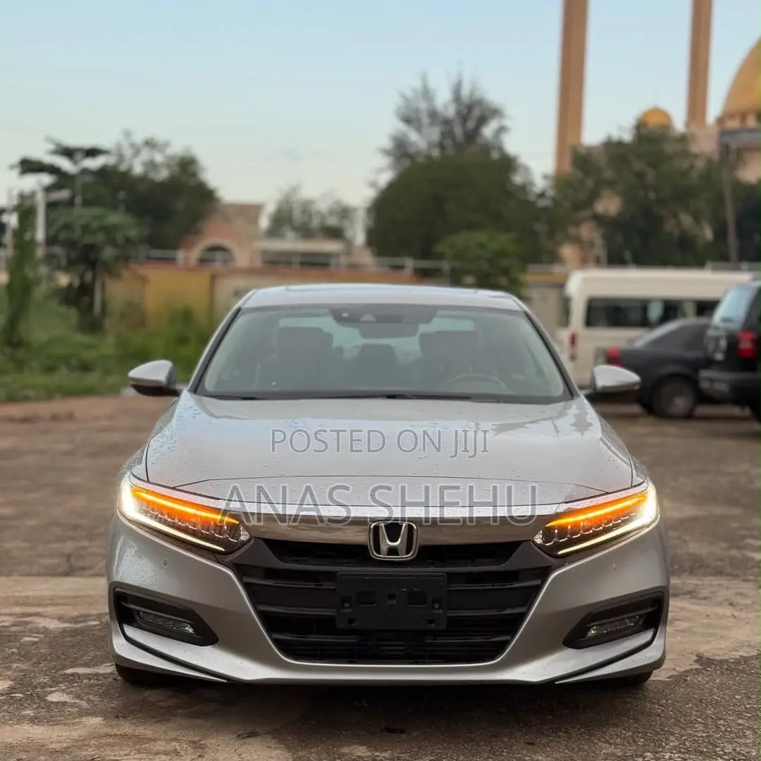 Honda Accord Touring 2.0T 2021 Silver