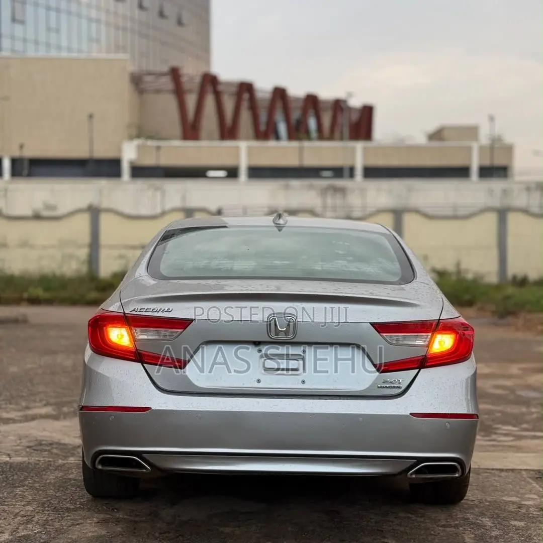 Honda Accord Touring 2.0T 2021 Silver