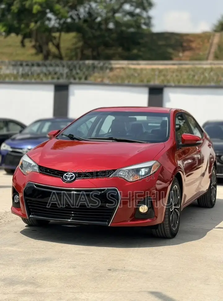 Toyota Corolla S 4dr Sedan (1.8L 4cyl CVT) 2015 Red