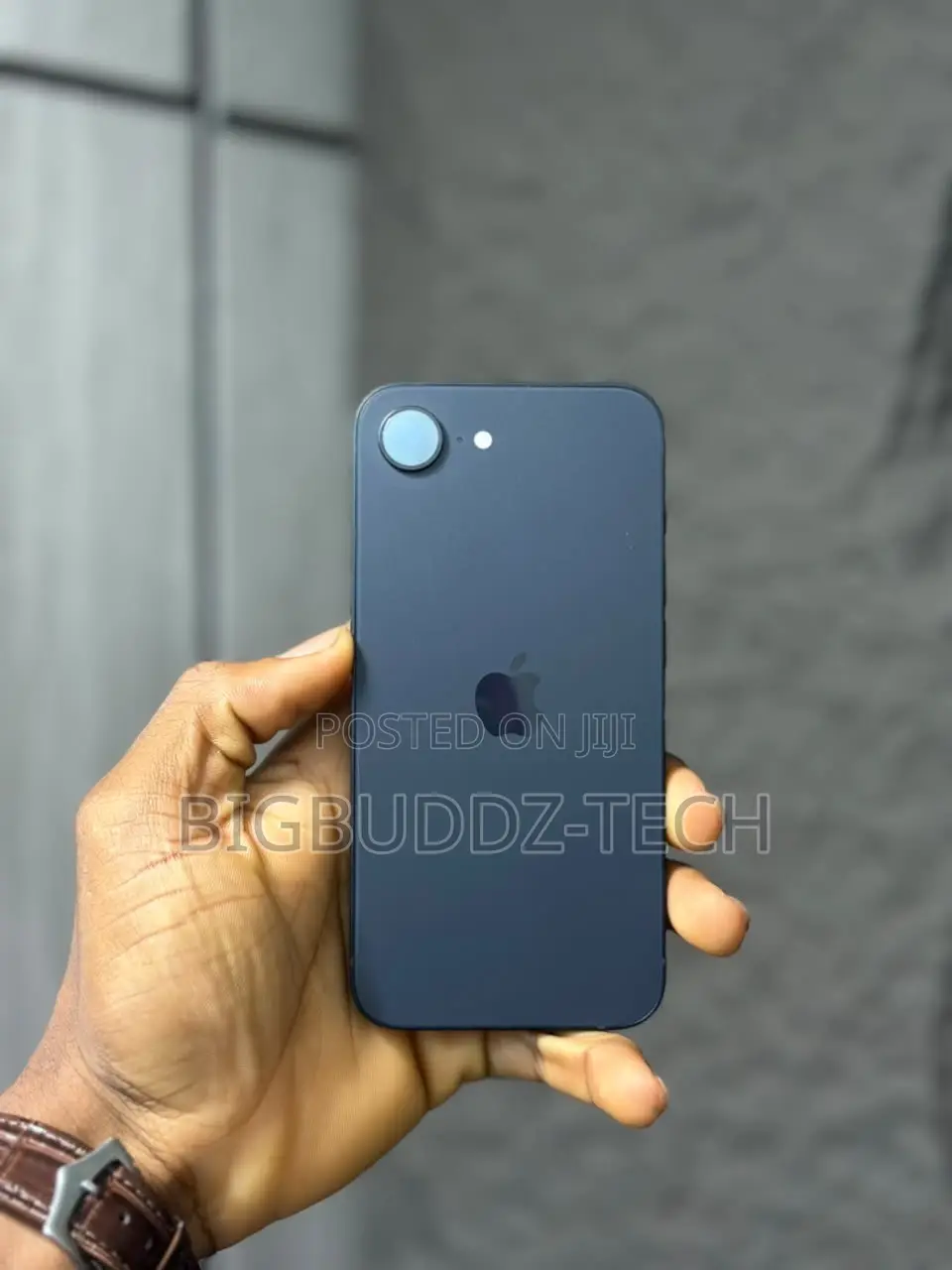 New Apple iPhone 17e 256 GB Pink