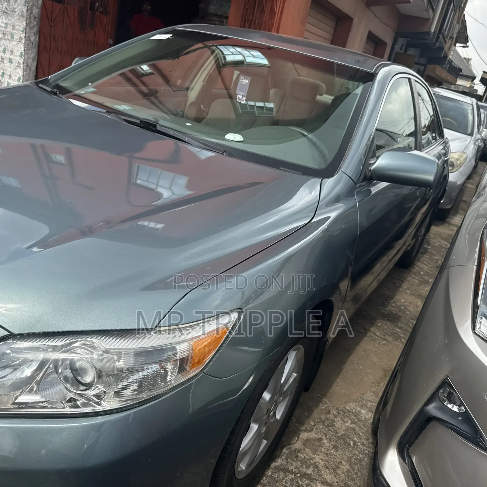 Toyota Camry LE 4dr Sedan (2.5L 4cyl 6A) 2011 Green