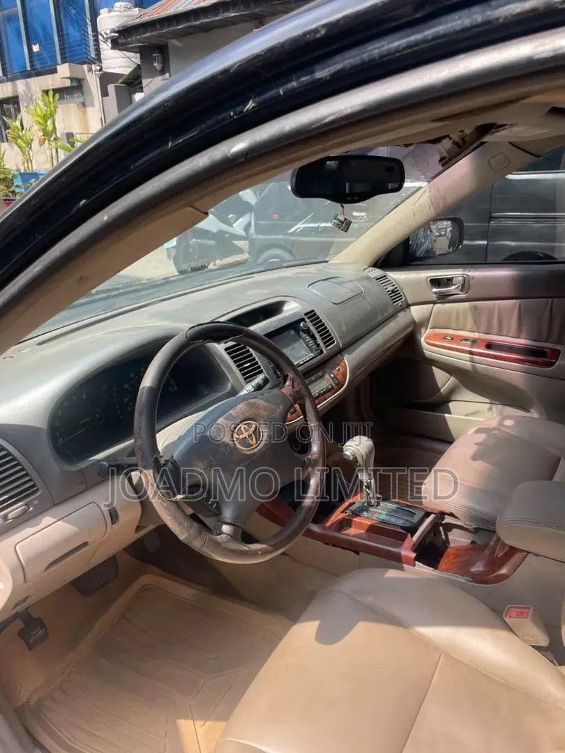 Toyota Camry 2003 Black